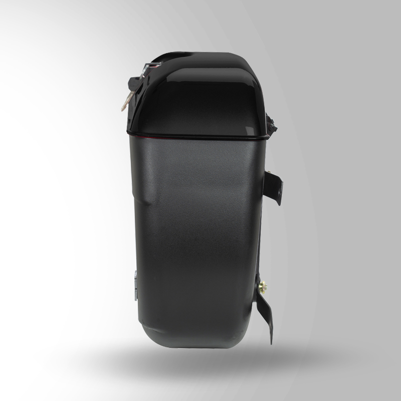 BLACK_03